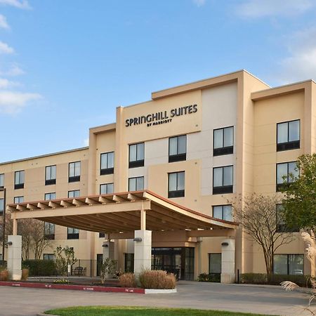 Springhill Suites By Marriott Baton Rouge North / Airport Eksteriør bilde