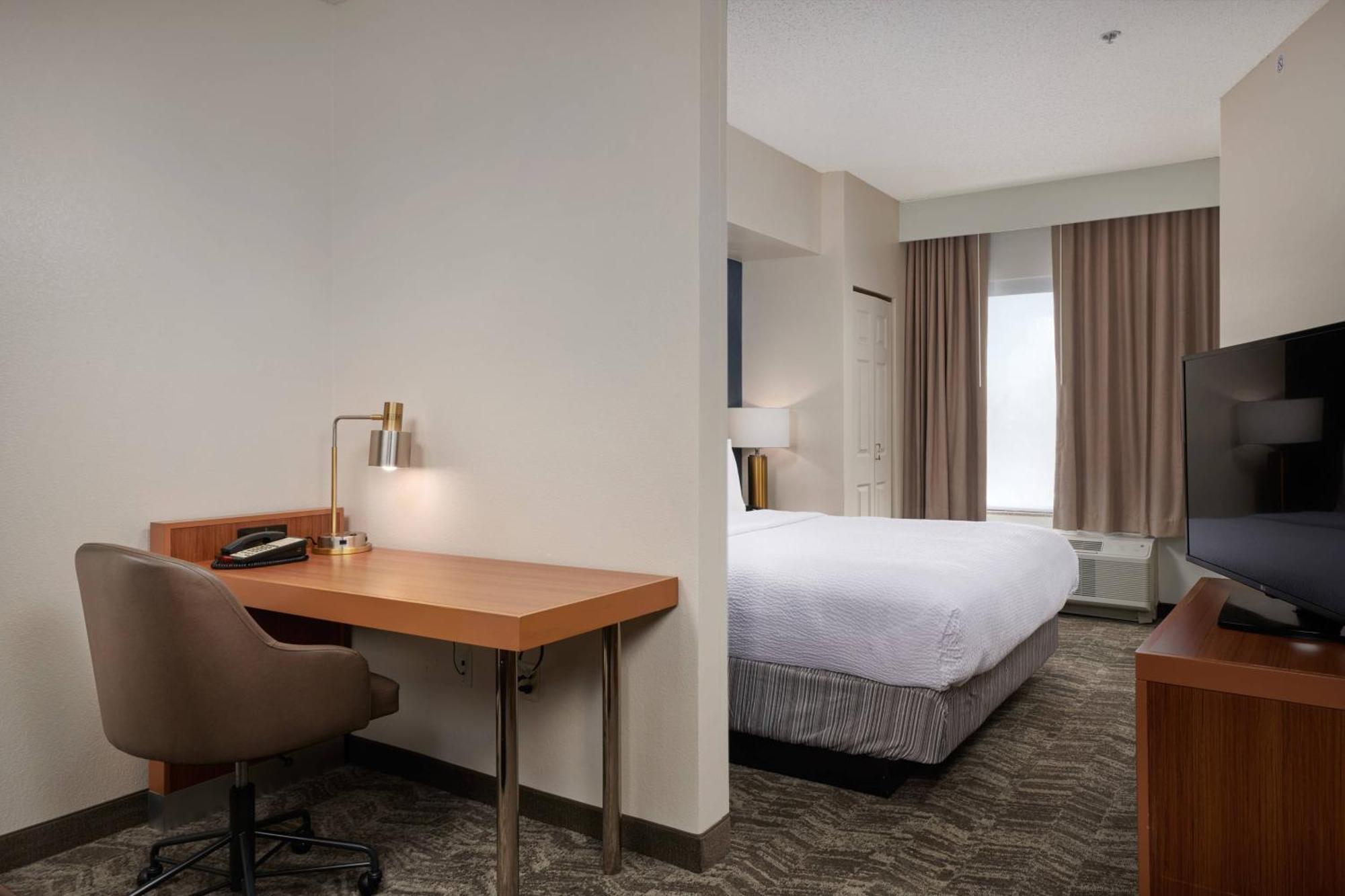 Springhill Suites By Marriott Baton Rouge North / Airport Eksteriør bilde