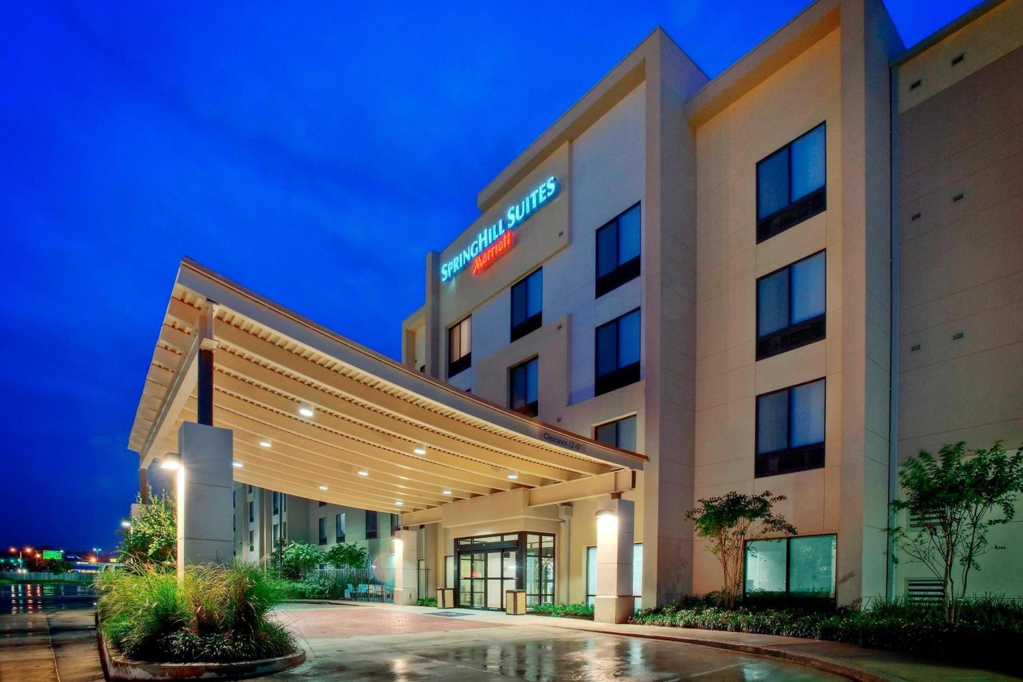 Springhill Suites By Marriott Baton Rouge North / Airport Eksteriør bilde